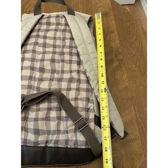 Wenzel Backpack Boulderdasche 30 Liter Capacity Khaki Plaid Discontinued 22x10x9 - Picture 13 of 14